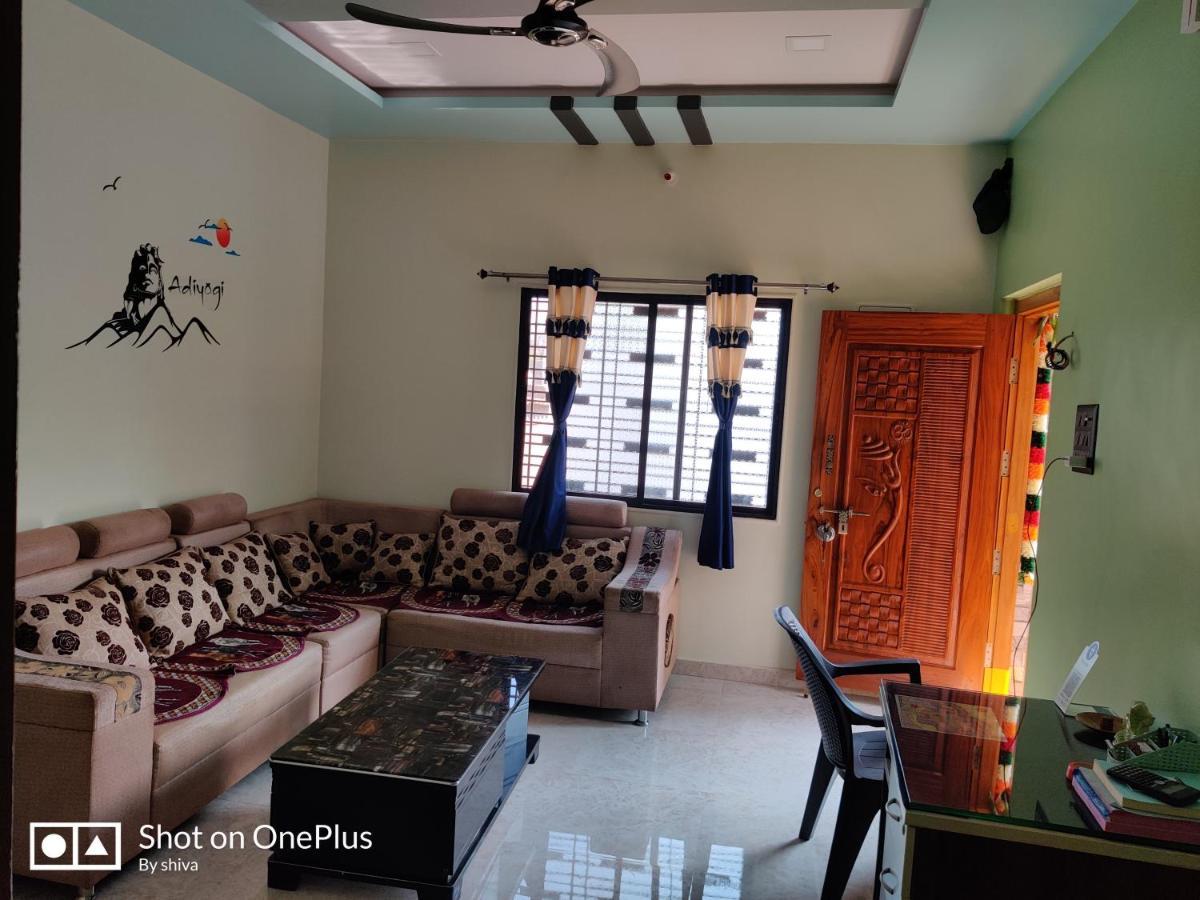 Lee Homestay ฮัมปี ภายนอก รูปภาพ