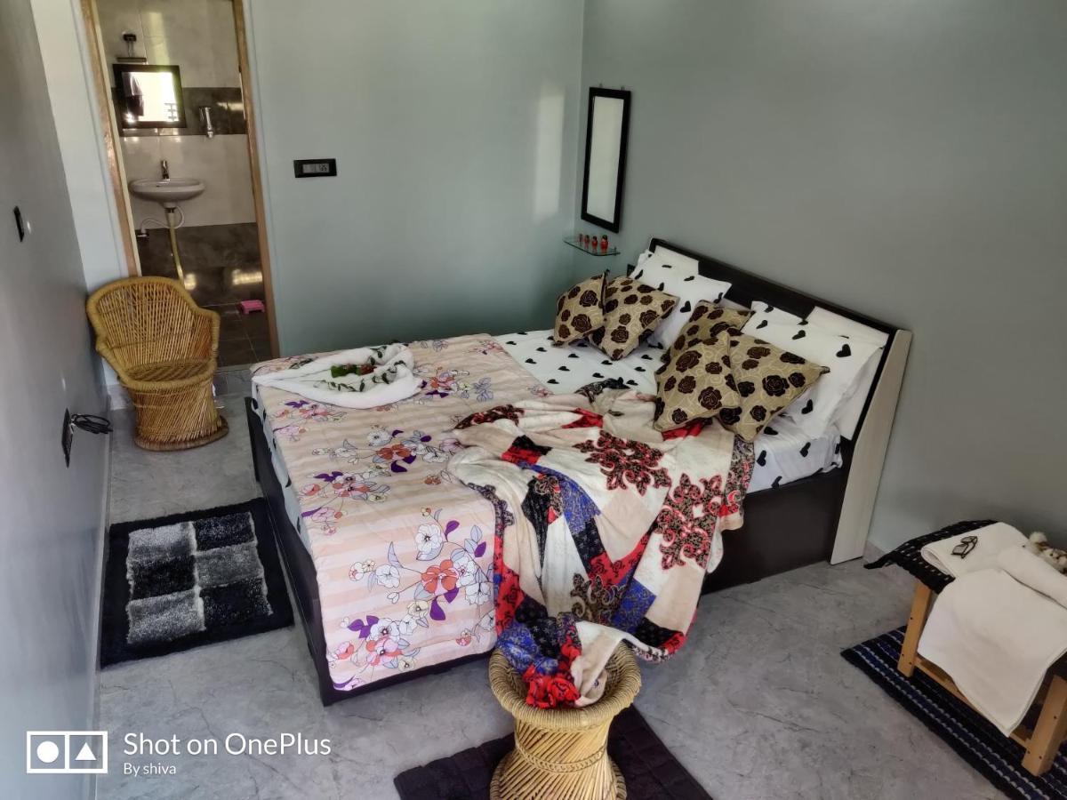 Lee Homestay ฮัมปี ภายนอก รูปภาพ