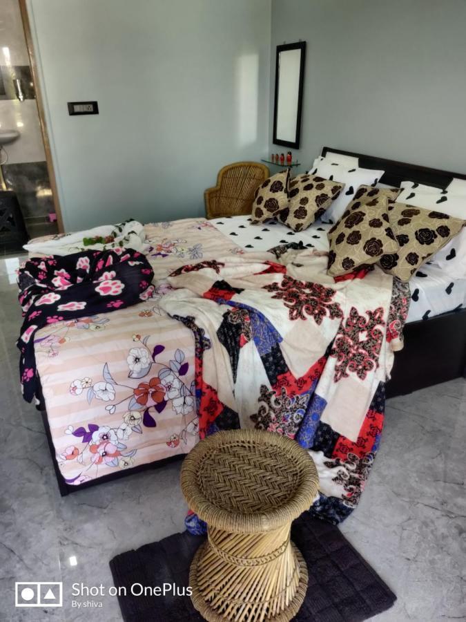 Lee Homestay ฮัมปี ภายนอก รูปภาพ