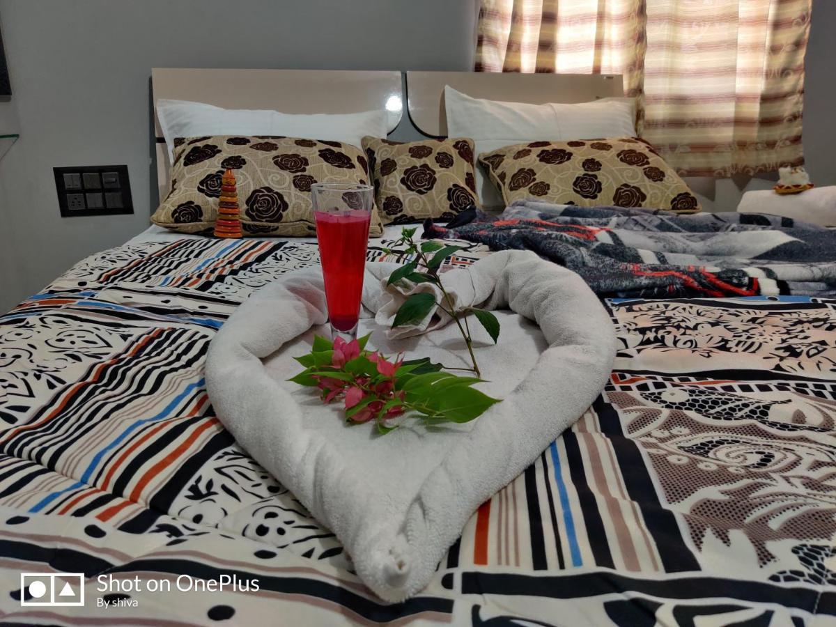 Lee Homestay ฮัมปี ภายนอก รูปภาพ