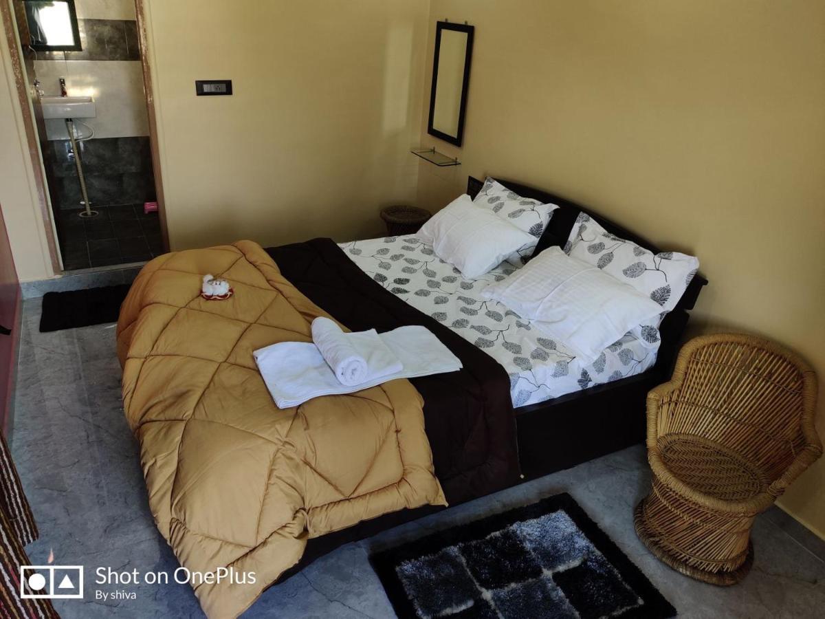 Lee Homestay ฮัมปี ภายนอก รูปภาพ